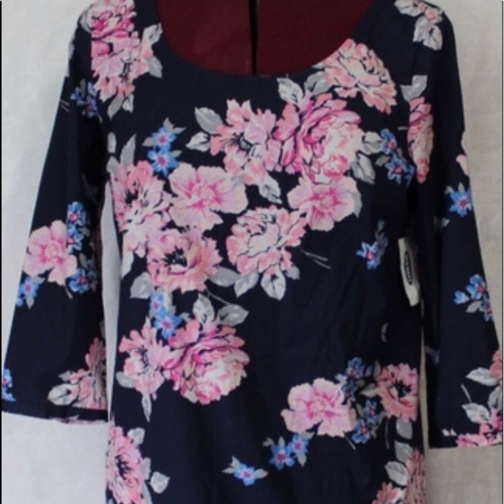 3/4 sleeve dress above the knee